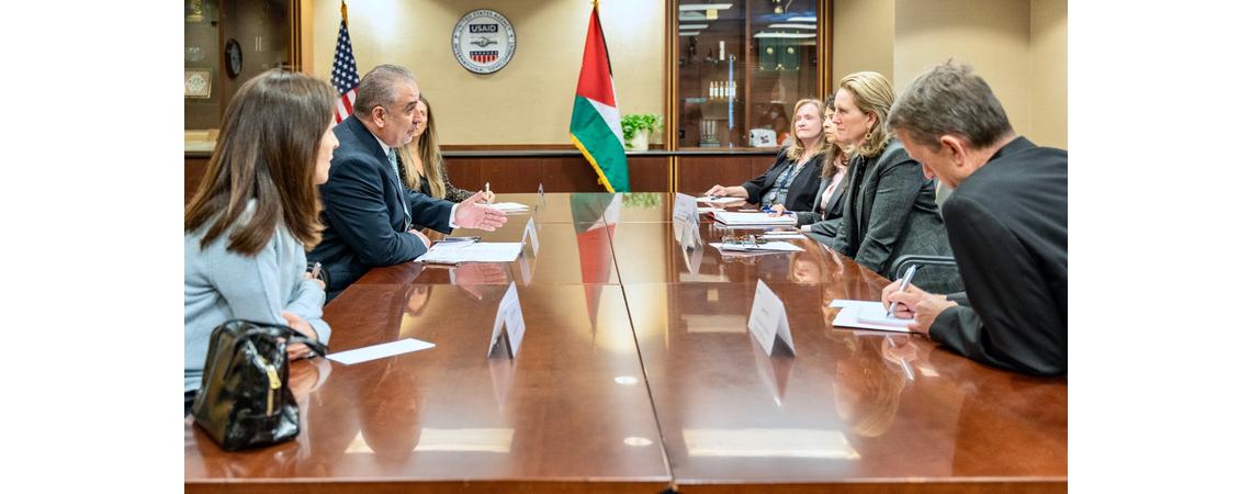 وزير التخطيط يبحث في واشنطن دعم جهود الاردن الاصلاحية