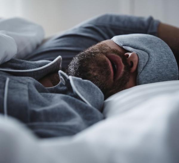 بلا زيادة أو نقصان .. دراسة تحدد عدد ساعات النوم “المثالي”