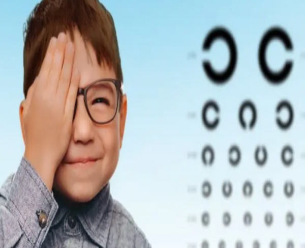 ما الذي يجعل عيون طفلك أضعف؟