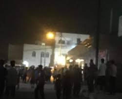 مقتل شخص طعناََ في لواء بني كنانه .. و الجاني يلوذ بالفرار