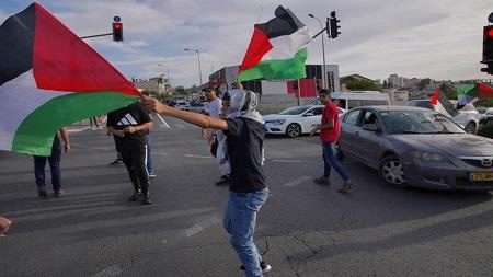 الاحتلال لايريد أعلاما فلسطينية خلال دفن شيرين