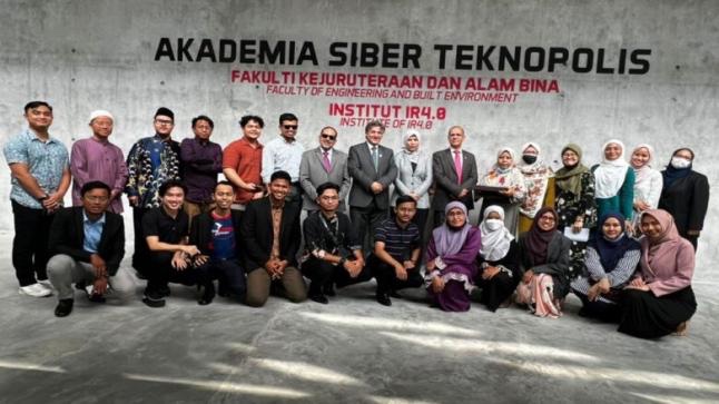 مركز ارض السلام وجامعة ماليزيا الوطنية ينفذان مؤتمر السلم العالمي بعنوان (السلم العالمي بدائل العنف)