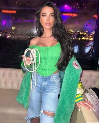 ملكة جمال ألبانيا تتصدر الترند بسبب أحمد أبو هشيمة