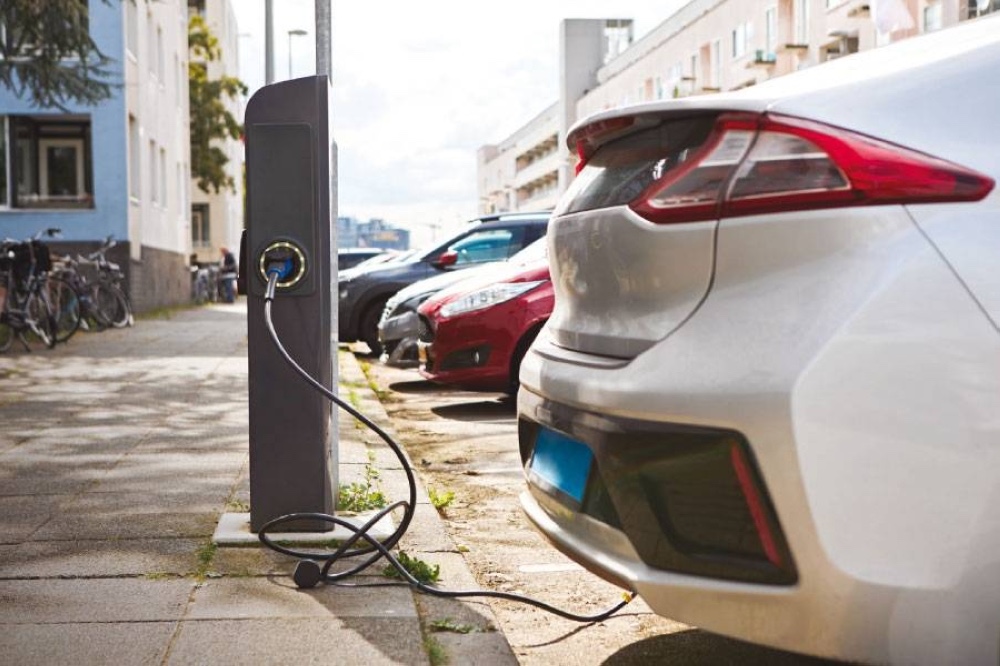 ارتفاع التخليص على سيارات الكهرباء ضعفين