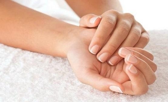 أسباب تنميل اليدين عند النوم