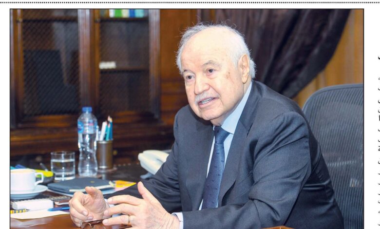 د. طلال أبوغزالة لـ «الأهرام» نحن فى مرحلة فريدة من التاريخ.. والحرب بين الصين وأمريكا قادمة لا محالة