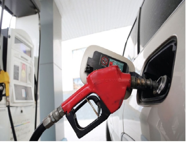 البنزين بـ”التقسيط” لمتقاعدي الضمان الاجتماعي