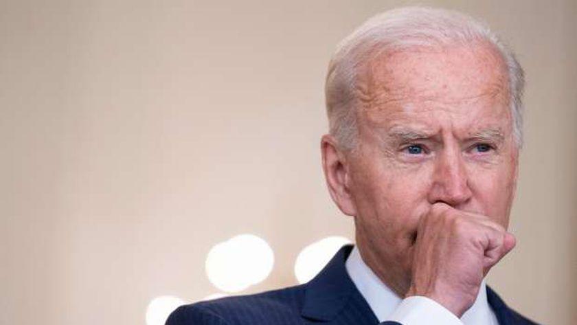 طبيب اردني يفسر عودة كورونا لبايدن