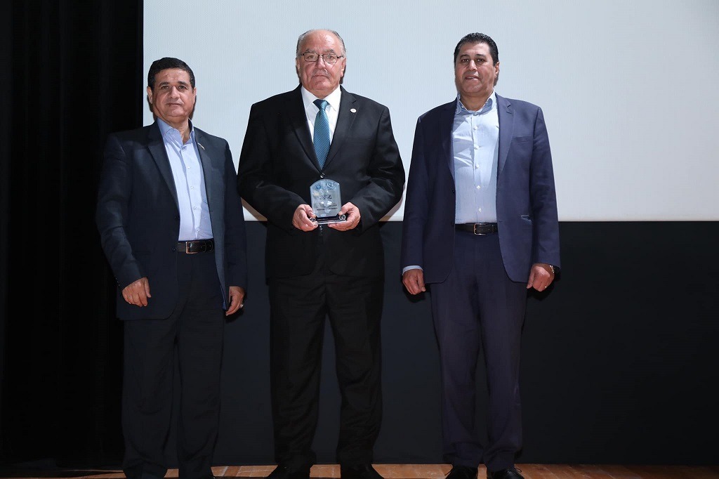 جامعة العلوم التطبيقية تعقد ندوة حول الأمن الغذائي والمياه.