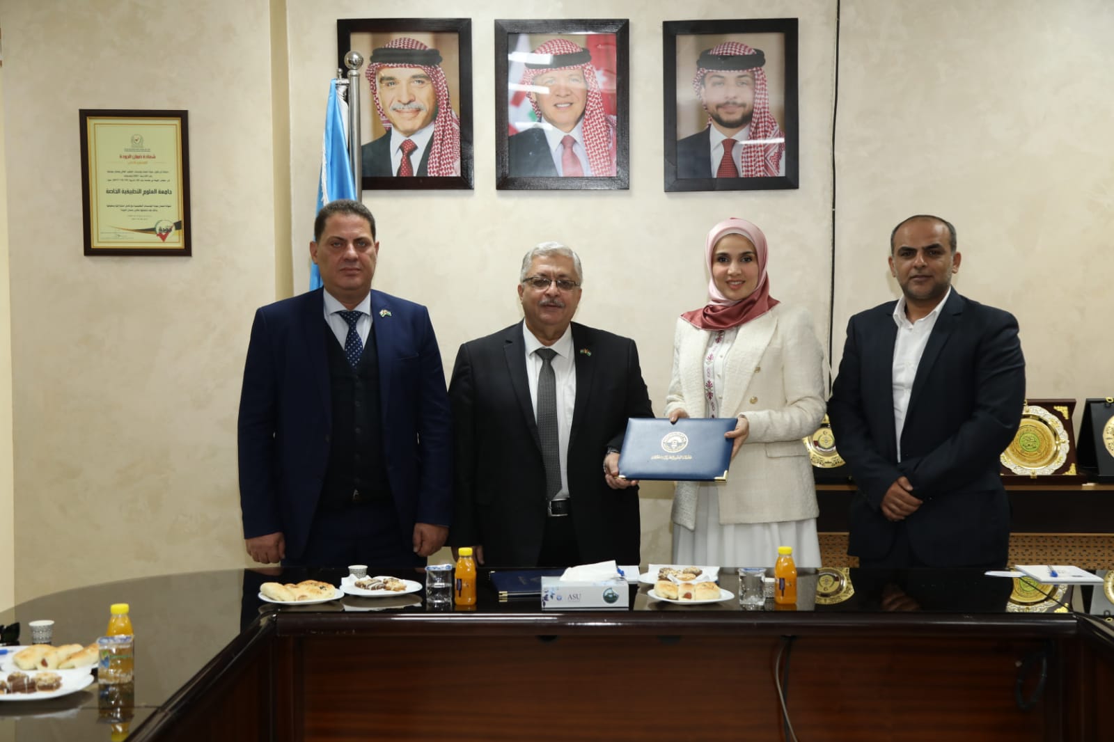 جامعة العلوم التطبيقية الخاصة توقع اتفاقية تعاون مع جامعة الازهر-غزة