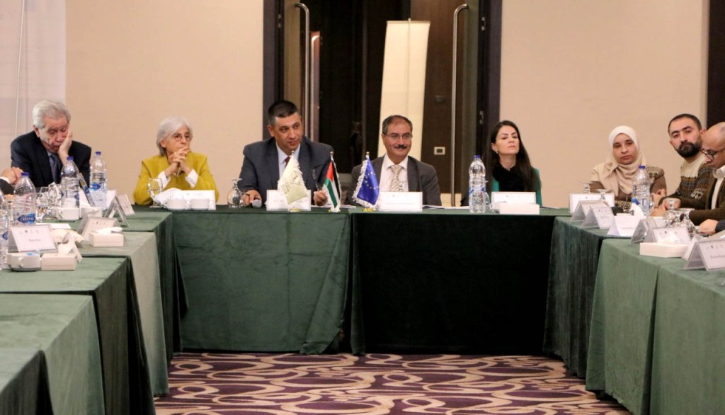 أ.د. الخوالدة يؤكد باجتماع لجنة توجيهية للتراث الثقافي على ضرورة توسيع نتائج  البحث العلمي