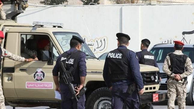 أردنيون:سنبقى على العهد والولاء لهذا الوطن وقيادته الحكيمة ورحم الله شهيد الوطن الدلابيح