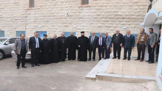 محافظ الزرقاء حسن الجبور يهنيء ممثلي الطوائف المسيحية في الزرقاء بمناسبة الأعياد المجيده