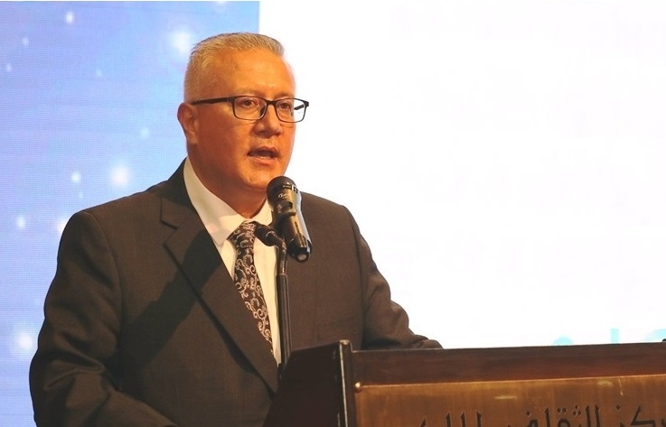 الدكتور محمد ابزاخ يهنيء سيد البلاد والاسرة الهاشمية بمناسبة عيد الاضحى المبارك