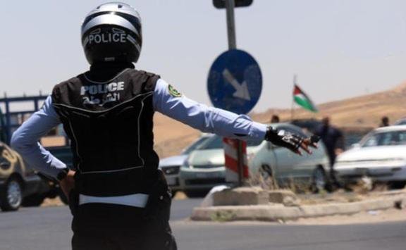 وزير سابق يطالب بتنفيذ عقوبات فورية للحد من الحوادث