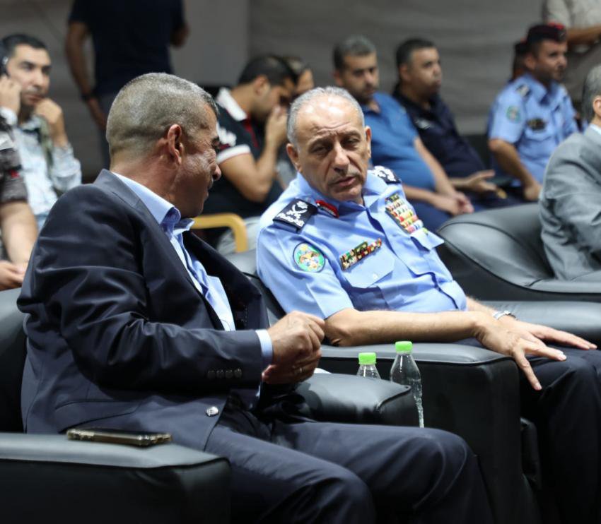 المعايطة يتفقد سير الخطط الأمنية في مهرجان جرش ( صور )