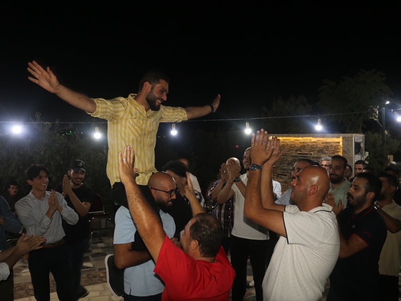 الحاج نصر علي ابو رحمه يقيم مأدبة عشاء بمناسبة زفاف نجله أسامه