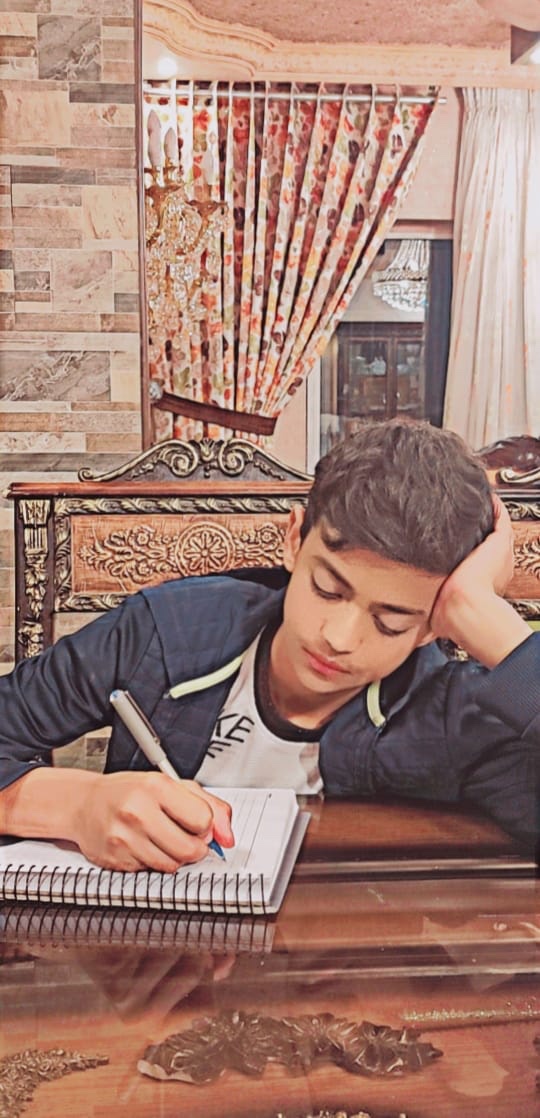 ينال نصار الحباشنة ألف مبروووووك نجاحك بالثانوية العامة