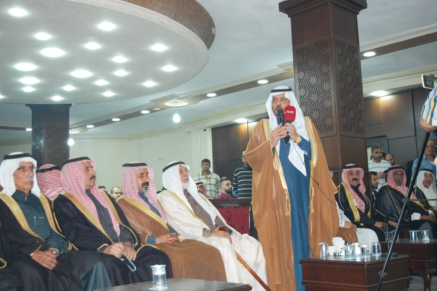 الشيخ ابو حمود العجوري قامة وطنية لمع نجمها محليا وعربيا في اصلاح ذات البين