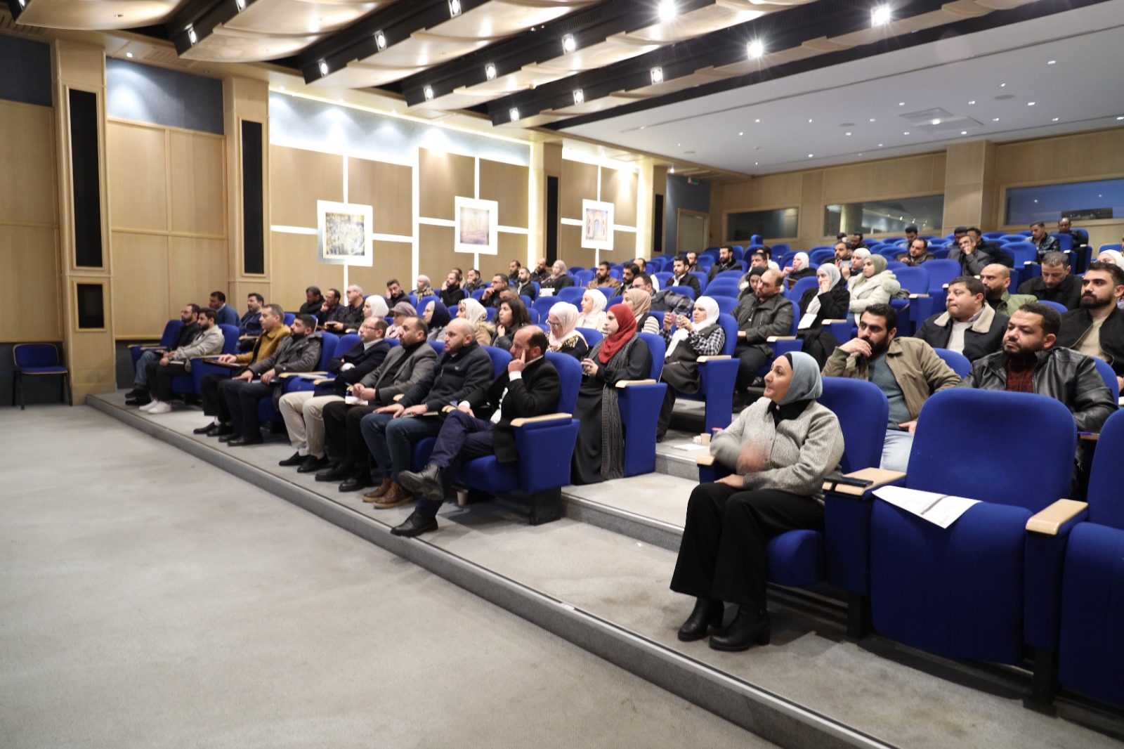 صناعة عمان” و”العمل” ينظمان ورشة حول أنظمة وتعليمات السلامة والصحة المهنية