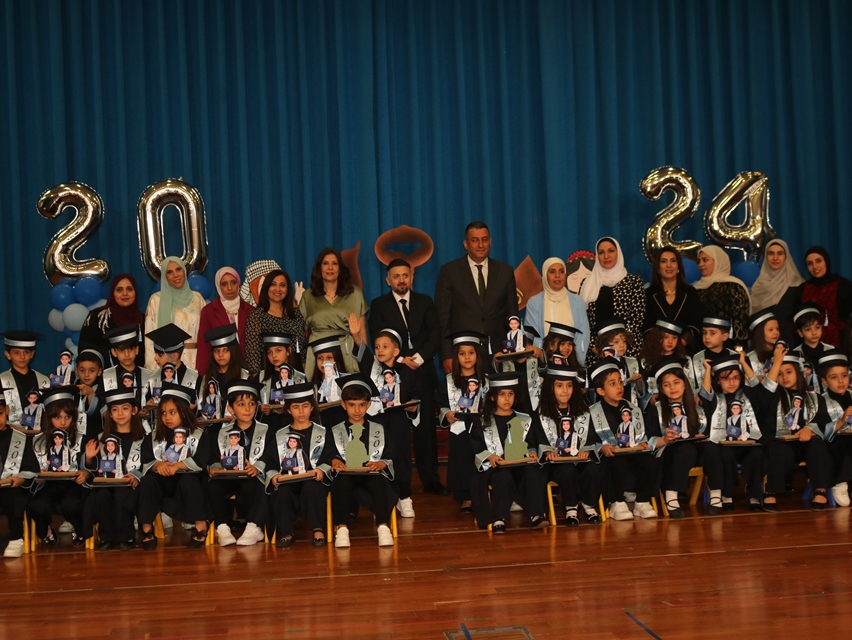 النائب د.خالد البستنجي يرعى حفل عيد الاستقلال وتخريج طلبة روضة الحكمة