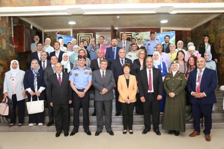 انطلاق مؤتمر التمريض الدولي الأول في جامعة الزيتونة تحت عنوان اتجاهات في التمريض .