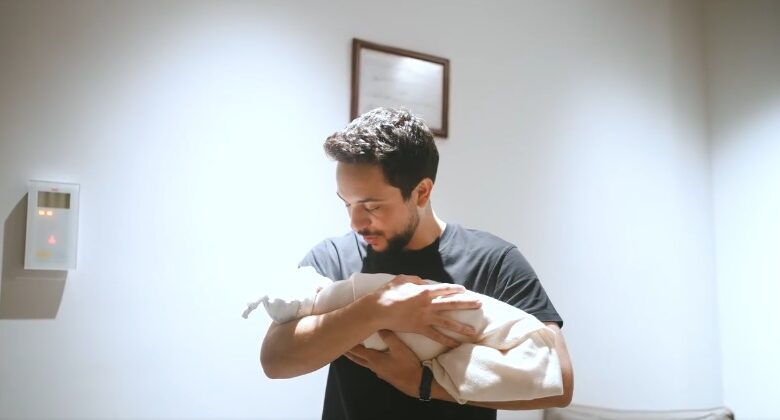 أسرة شركة الأسواق الحره الاردنيه تهنيء الاسرة الهاشمية بمناسبة قدوم الأميرة إيمان بنت الحسين