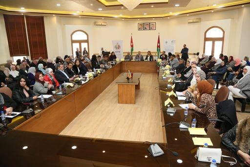 برعاية محافظ الزرقاء الدكتور فراس ابو قاعود اطلاق مشروع الدعم الاقتصادي للنساء والفتيات