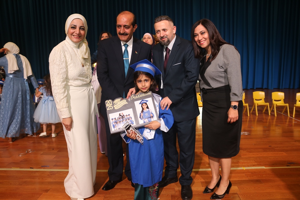 النائب الدكتور محمد السبايلة يرعى حفل تكريم روضة الحكمة الثانويه للبنات الفوج السابع والخمسون – صور 