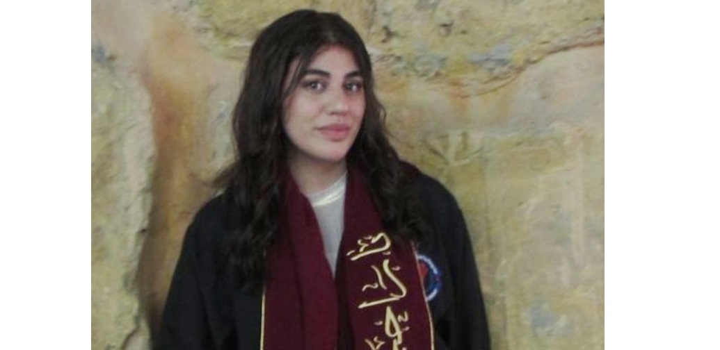 حامد عوض ابو يوسف يهنئ سمير حجازي بتفوق ابنته يارا في “التوجيهي” بمعدل 85.30 %